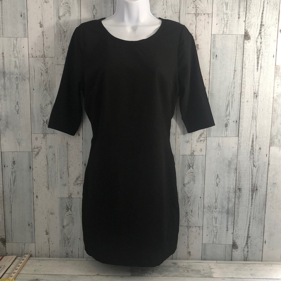 Tobi Back It Up Mini Black Dress NWT Medium - Picture 1 of 12